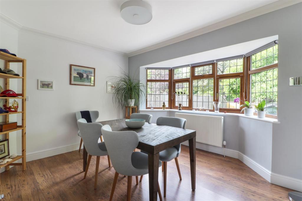 Dining Room.jpg