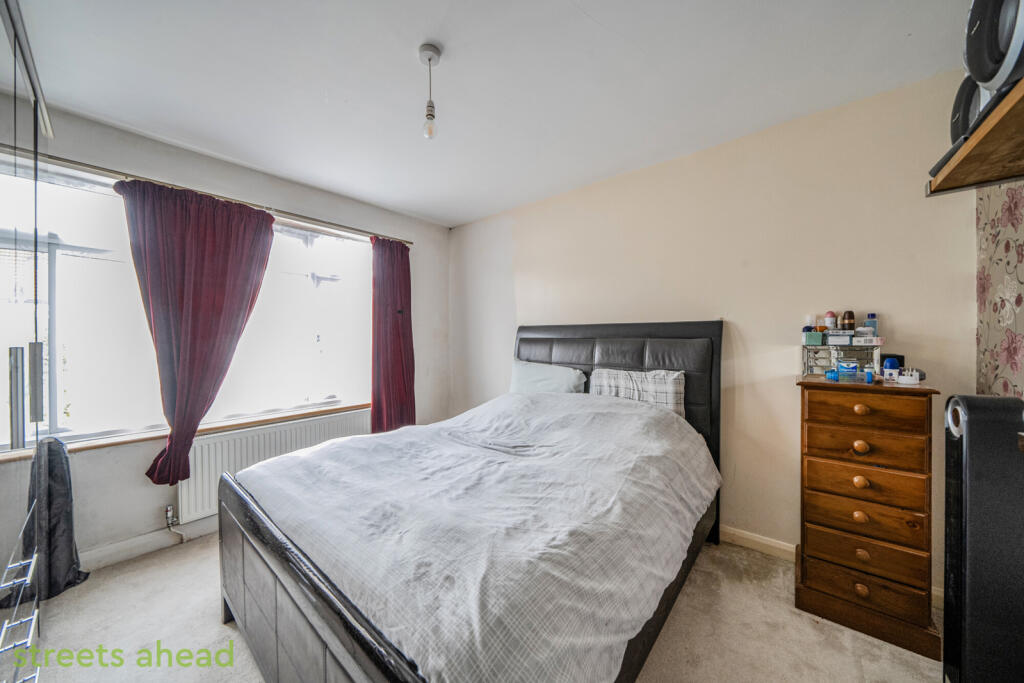 e6e36ab0-ea52-471...