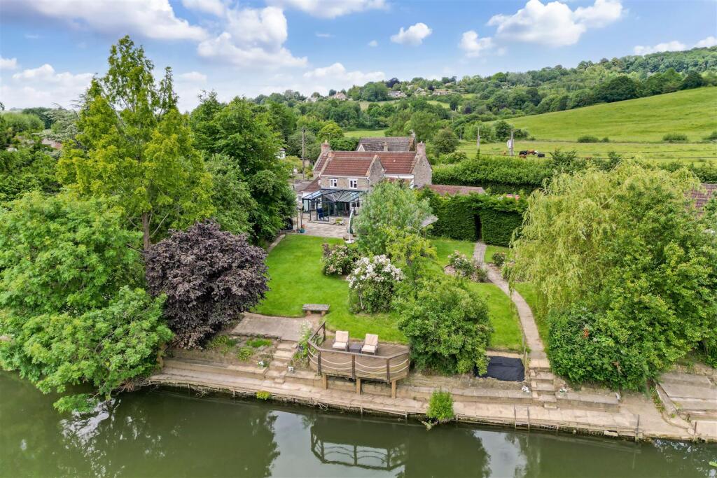 73452_Crofton Cottage Bath Road Swineford Bitton  