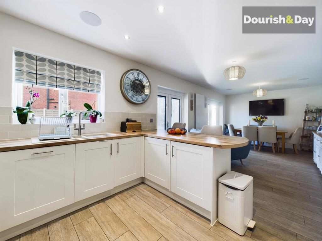 Contemporary Living Kitchen