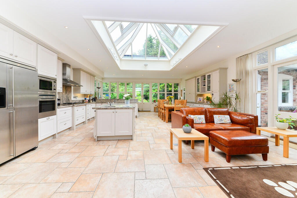 Kitchen/Dining/Fa...
