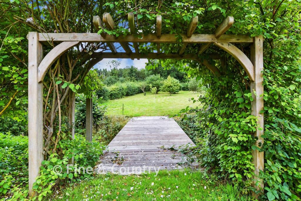 External Lifestyle Photograph