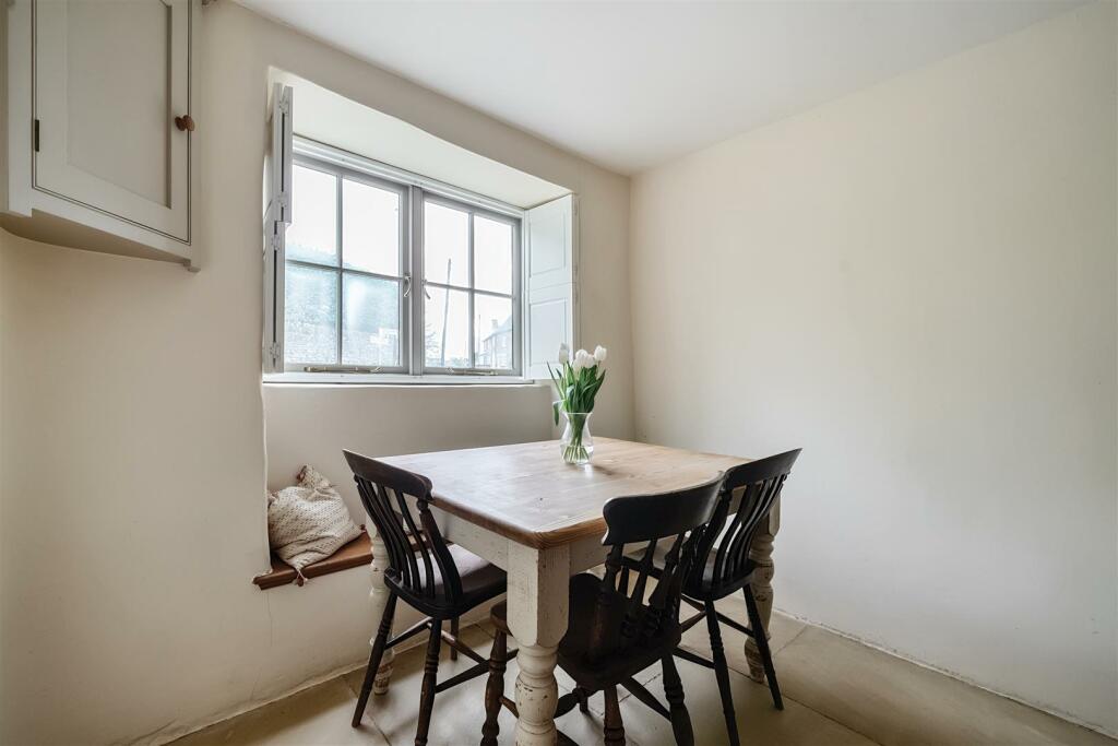 The Beeches (14).jpg