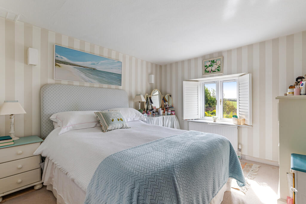 A24 - The Knowle, West Charleton - 250916