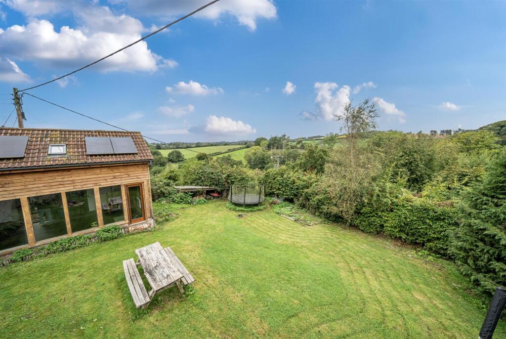 1355831-1-68cd56ce893df Elevated (4).jpg