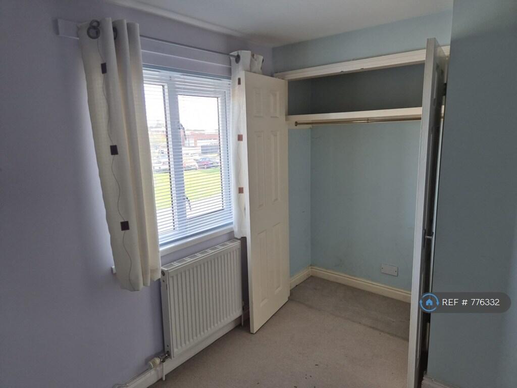 Master Bedroom - Window &amp; Built-In Wardrobe