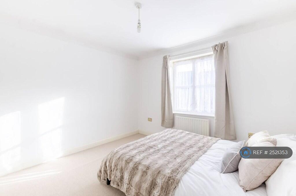 Double Bedroom 1