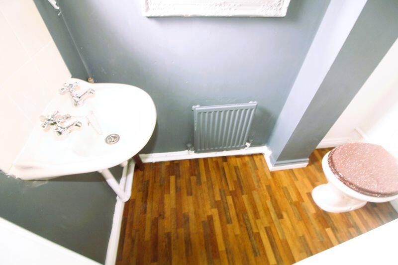 Photo 44