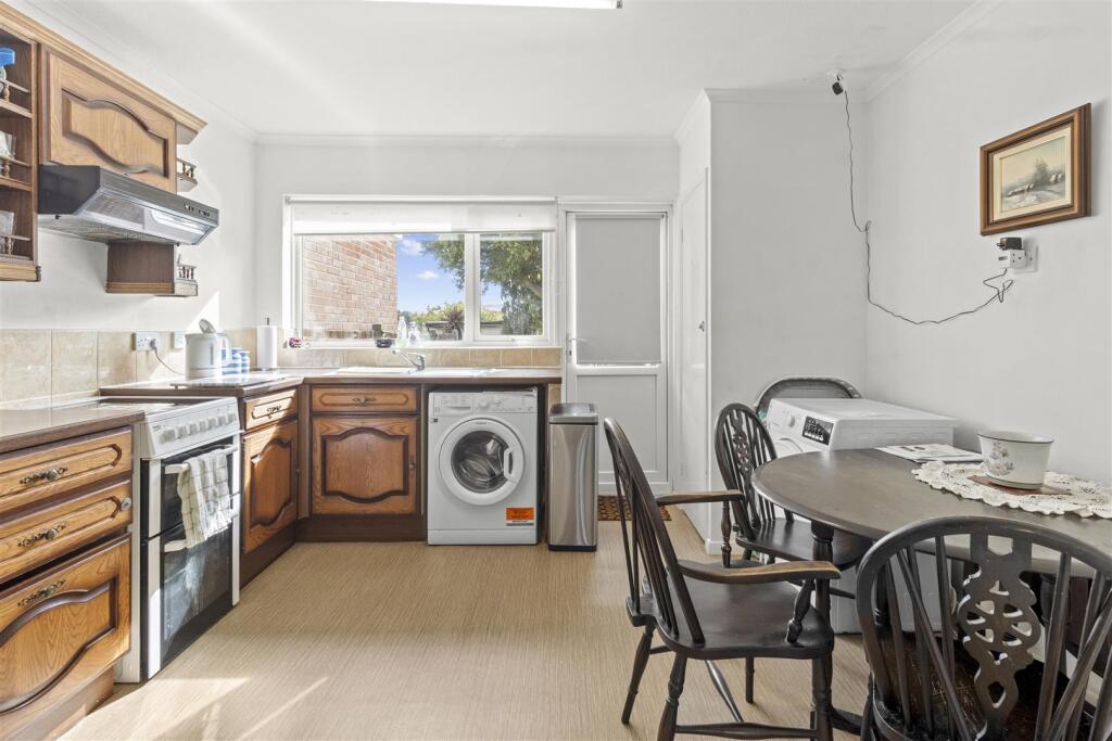 Kitchen/Breakfast Room