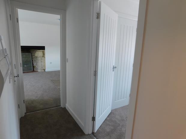 Flat , Hind Stile, NN10