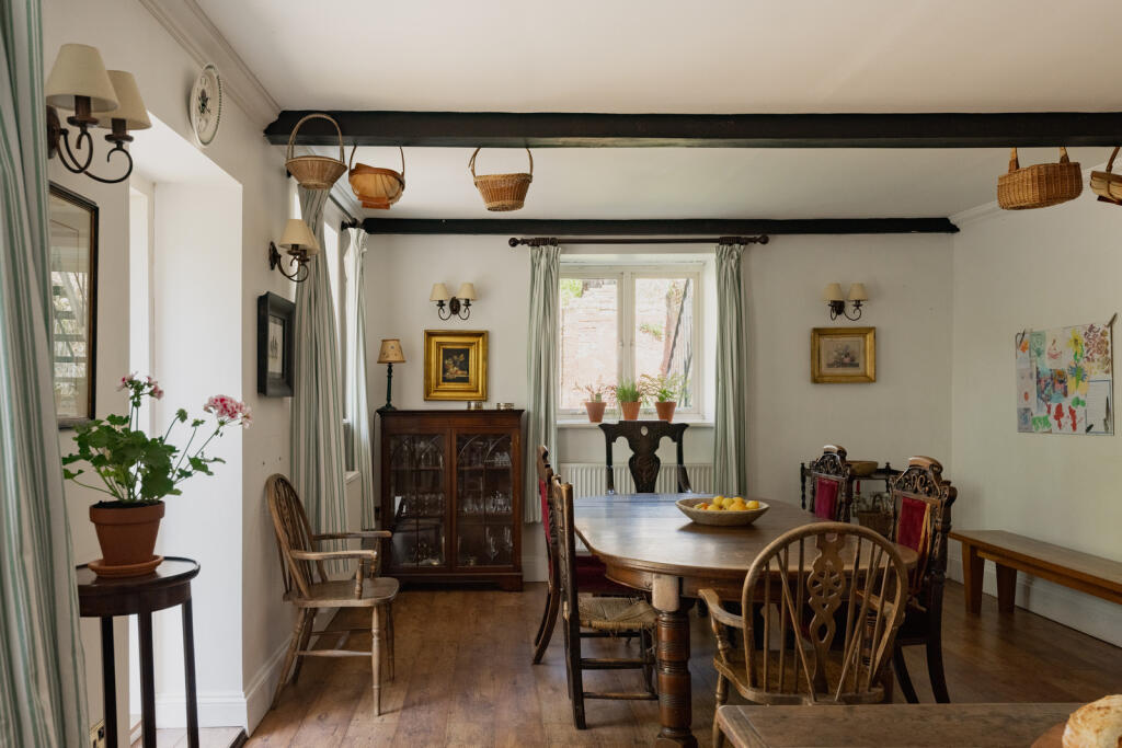 283247 - All Saints House, High Street, Stoke F...