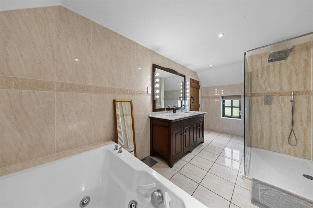 Internals@MiddlebrookHouseWeb28.jpg
