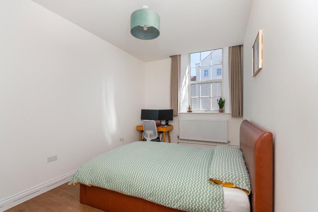 7C4HFS - Bedroom F.jpg