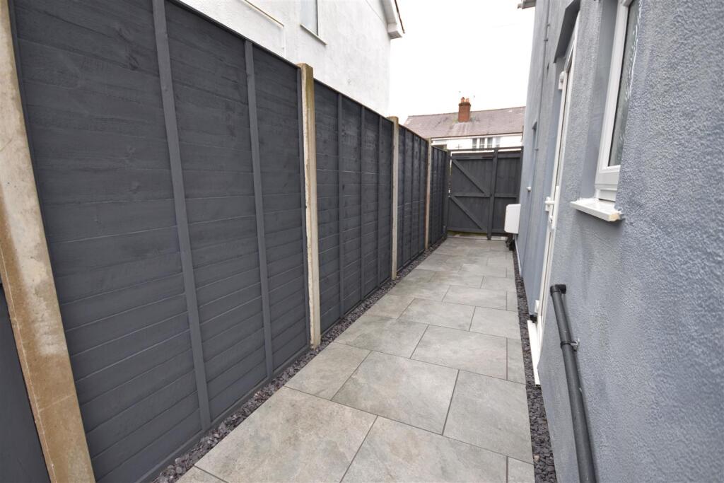 DSC_0102 - Copy (4).JPG