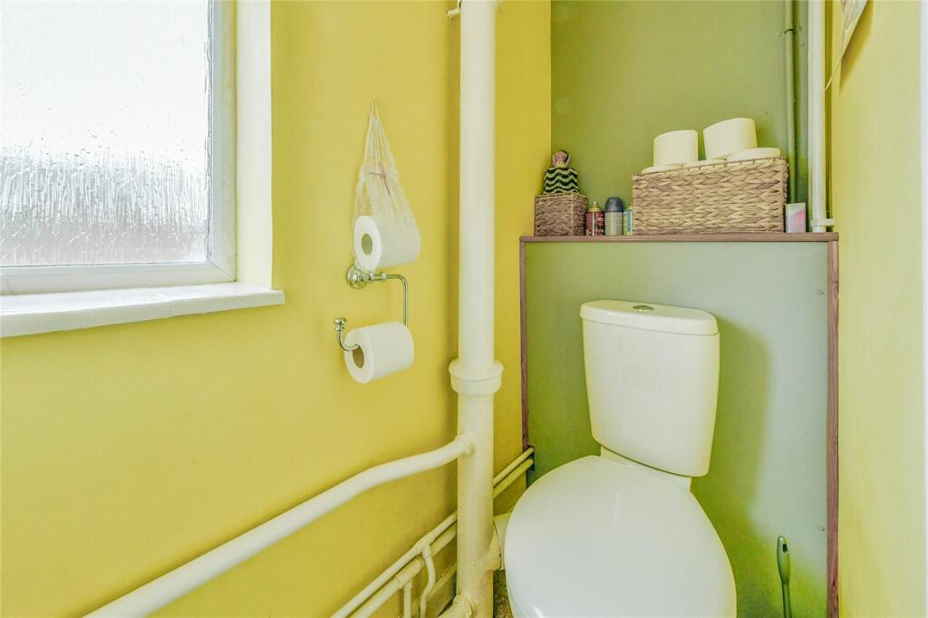 Toilet