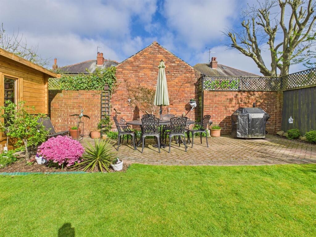 Garden: