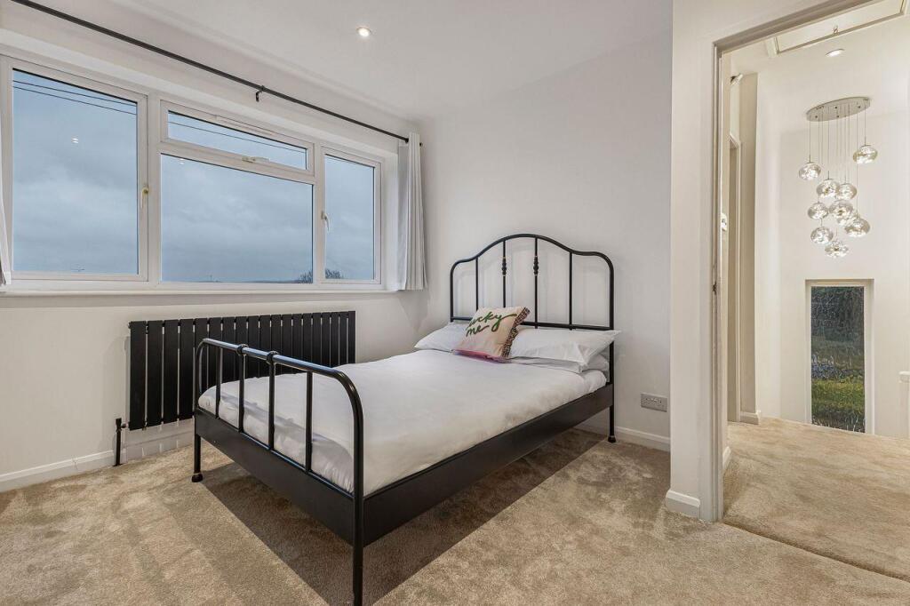 Bedroom 4 v2.jpeg