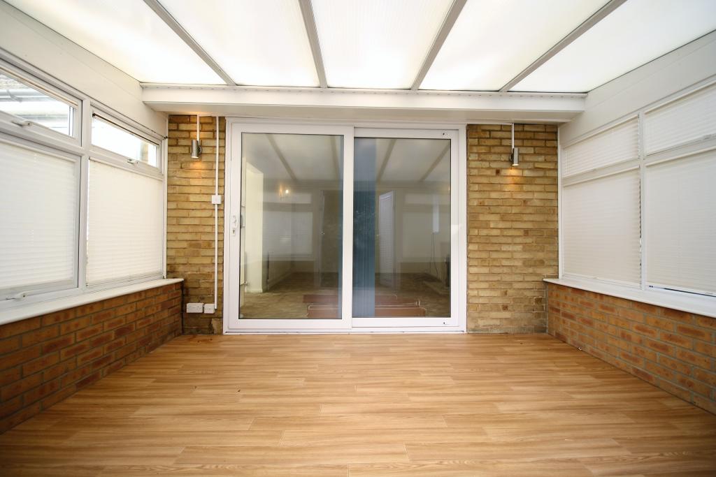 Photo 03
