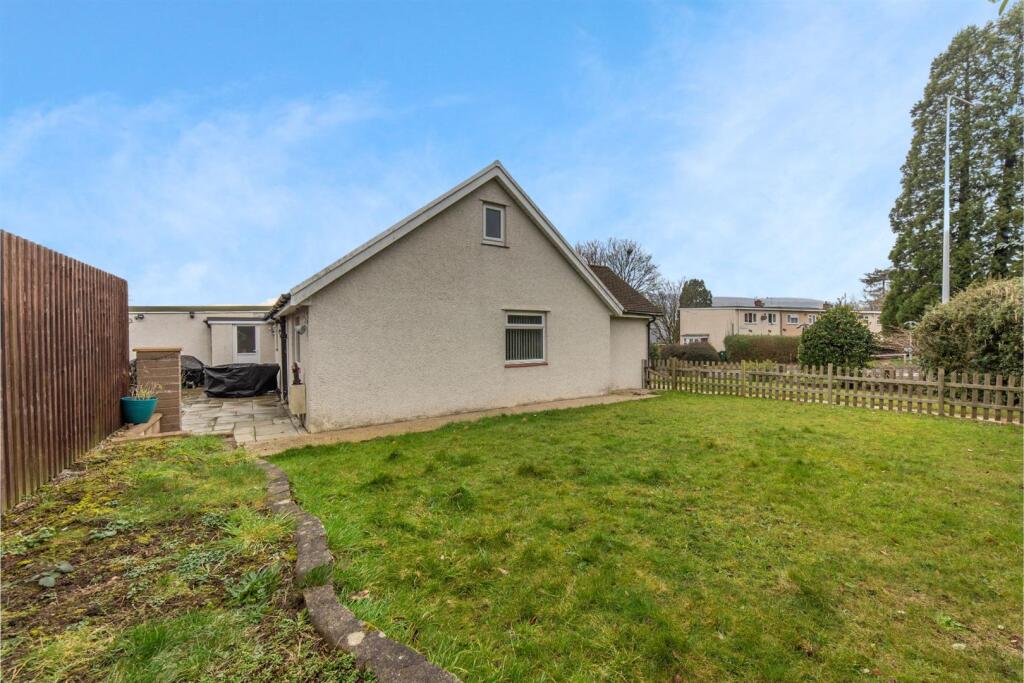 136 Edlogan Way 9.jpg