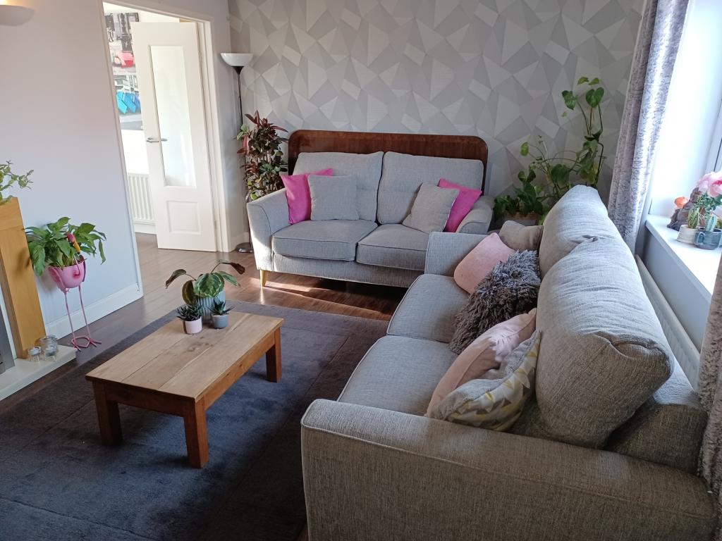 66 Toft Lounge
