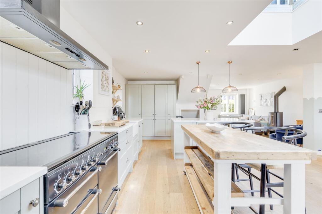 Baldock Road 72-29.jpg