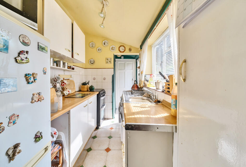 1316045-18-685d6e...