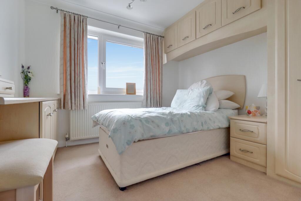 12- Julia Michel EweMove Pontefract