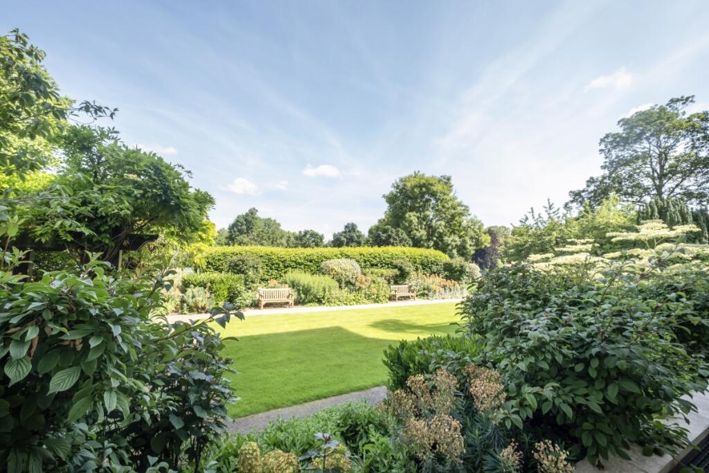 Clevedon-Road-001...