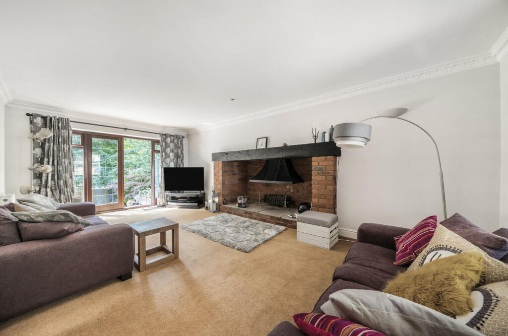 1310546-3-686bd5d...