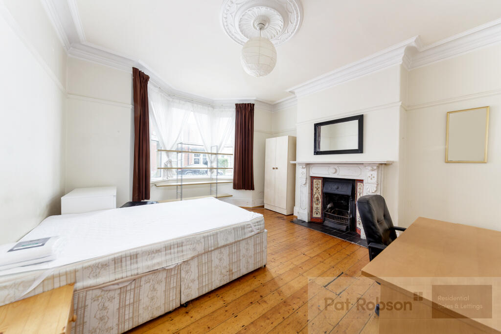 10 mayfair road579.j