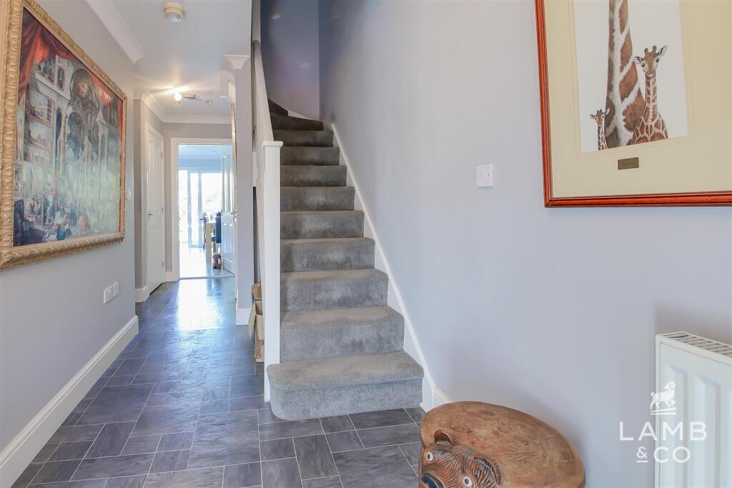 ENTRANCE HALL