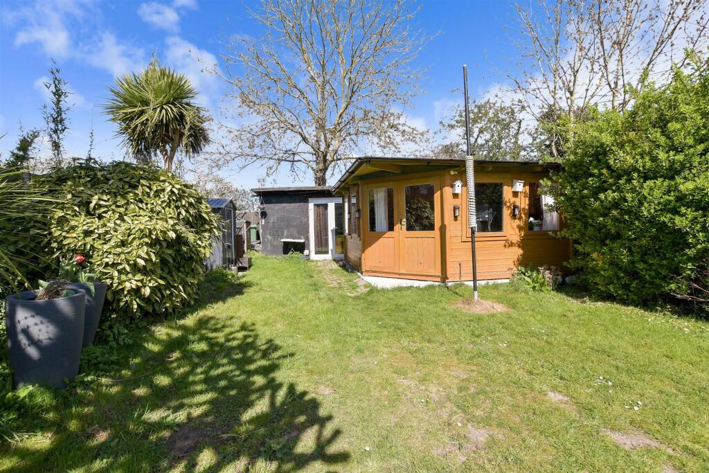 Workshop/Outbuildings