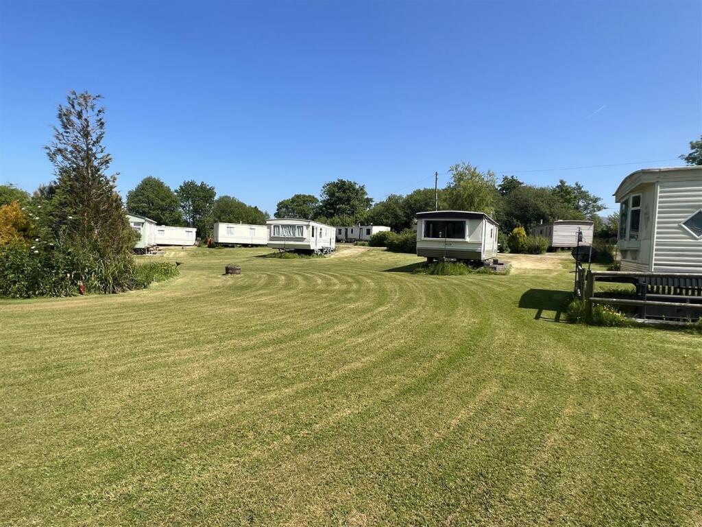 THE SITE - STATIC CARAVAN PARK