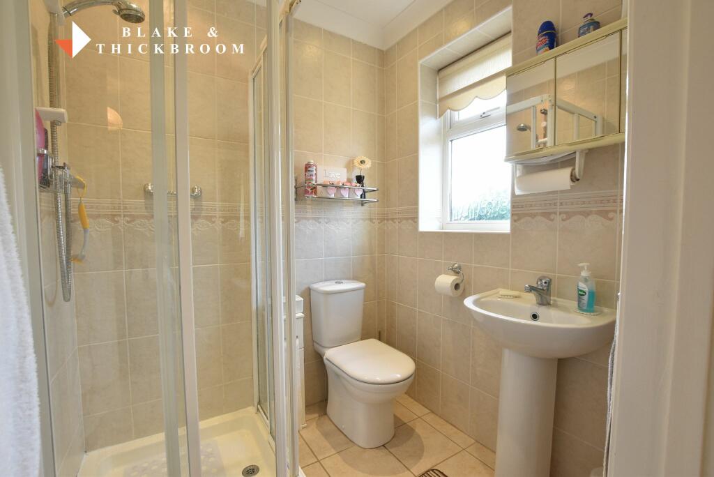 ENSUITE SHOWER ROOM