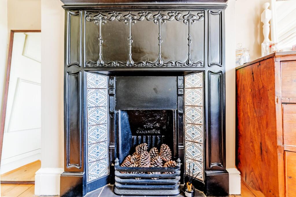 Feature Fireplace 