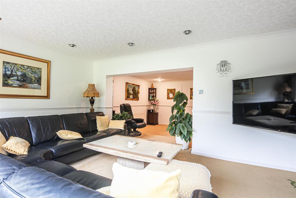 Garden room through to living room