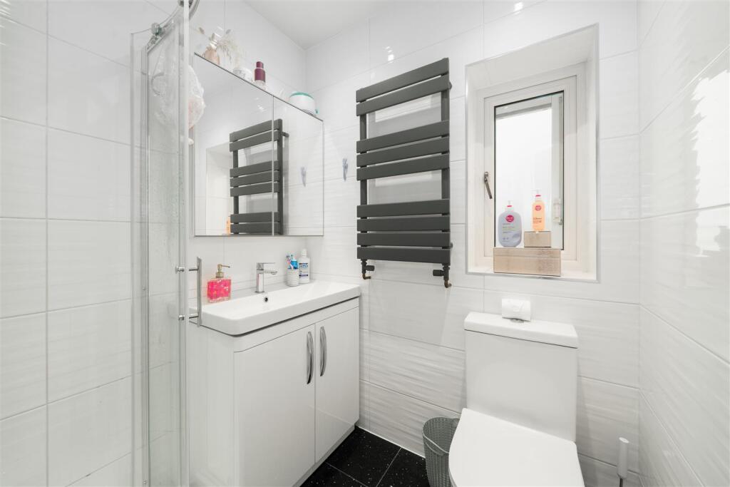 Bedroom3-4.jpg