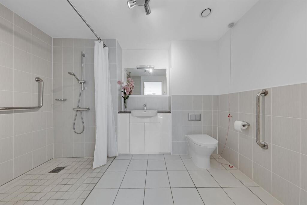 05-8772PFMCS 48 The Clockhouse-14-medium.jpg