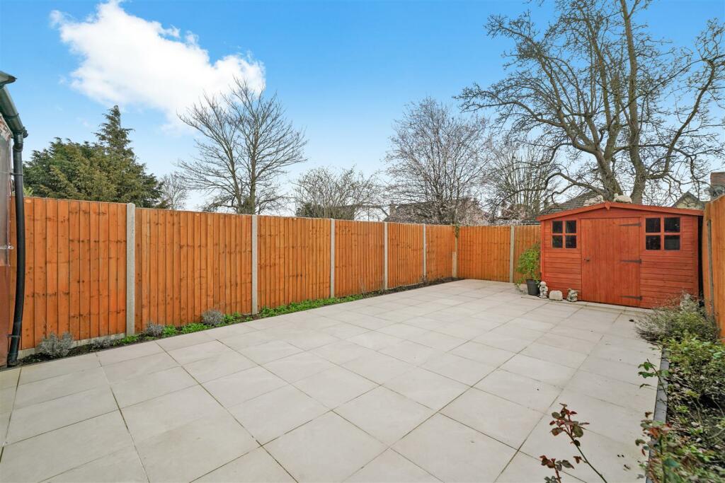 18 Eton Avenue - ONz1xIt31a00kXpomt6I.jpg