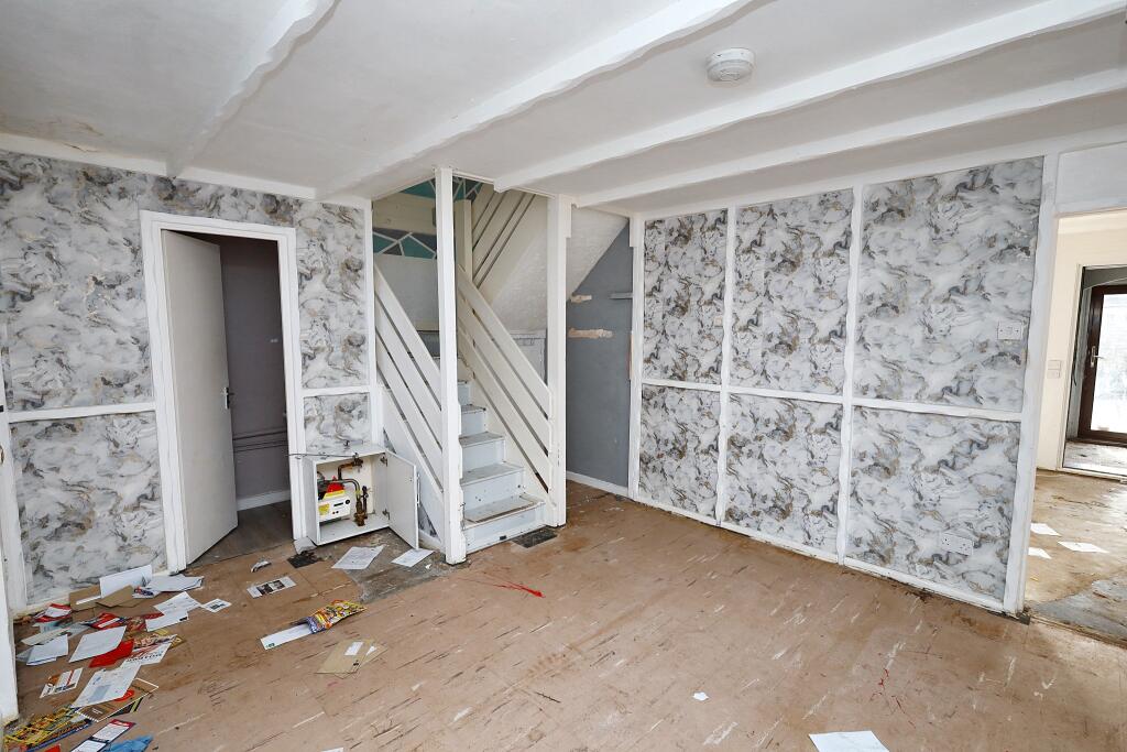 32 Wimbish End, Pitsea, Basildon, Essex, SS13 3PD