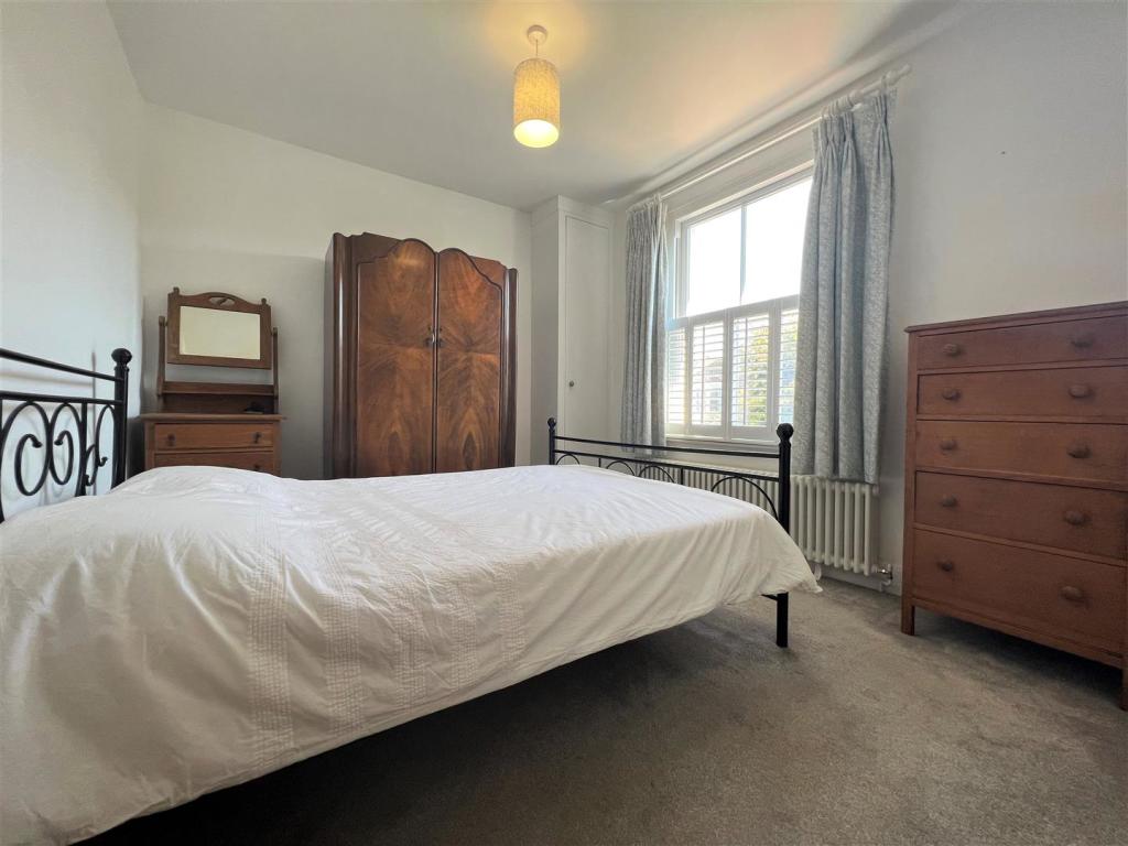 Bedroom.jpg