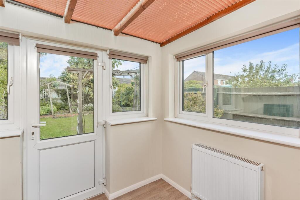 1 Willow Road, Banbury-10.jpg