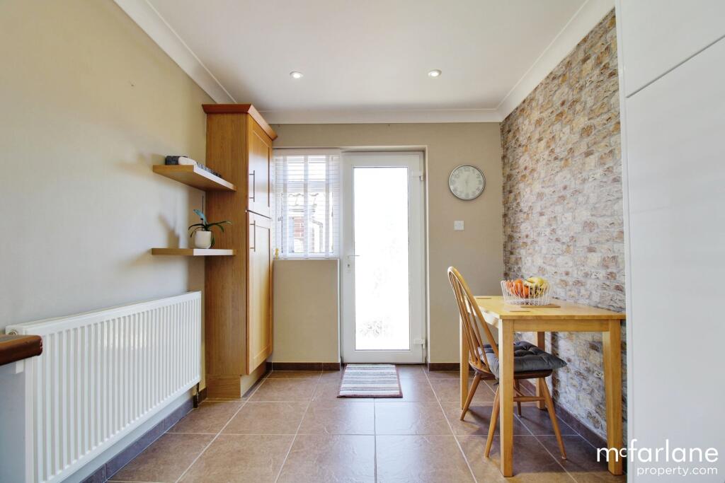 Kitchen &amp; Dining Room