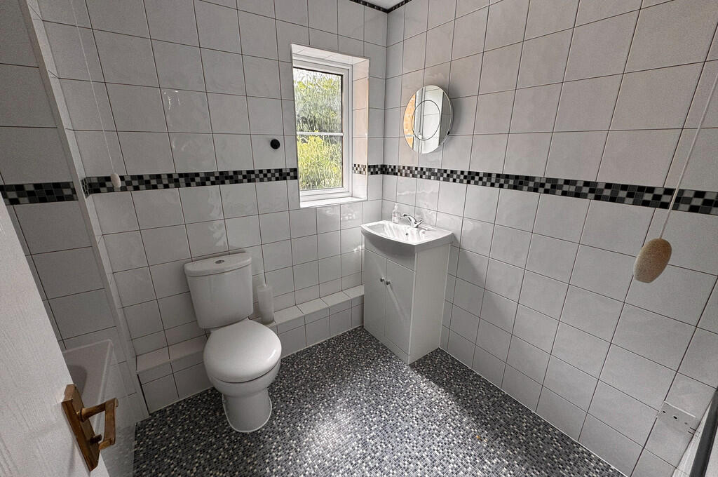 processed-C87D710...