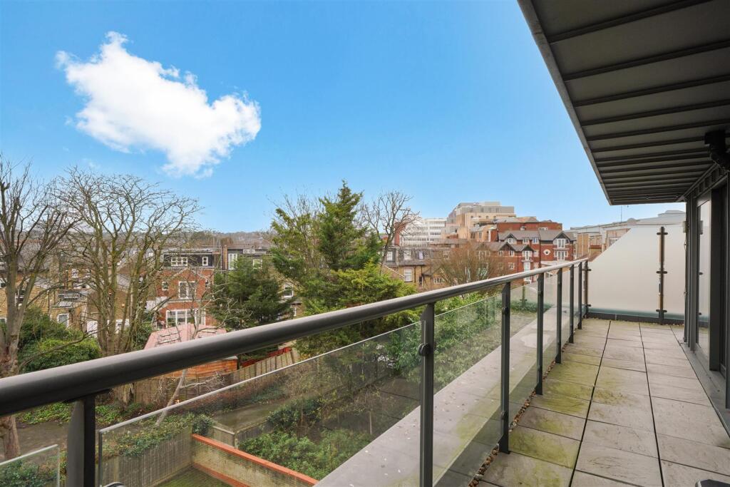 13 Mulholland House, 77 Hartfield Road - WCqGasHPC