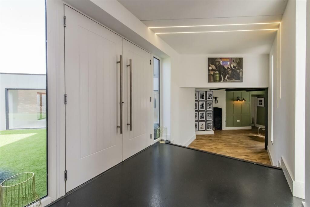 Home_27.JPG