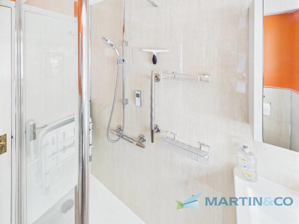 CAM02145G0-PR0068...