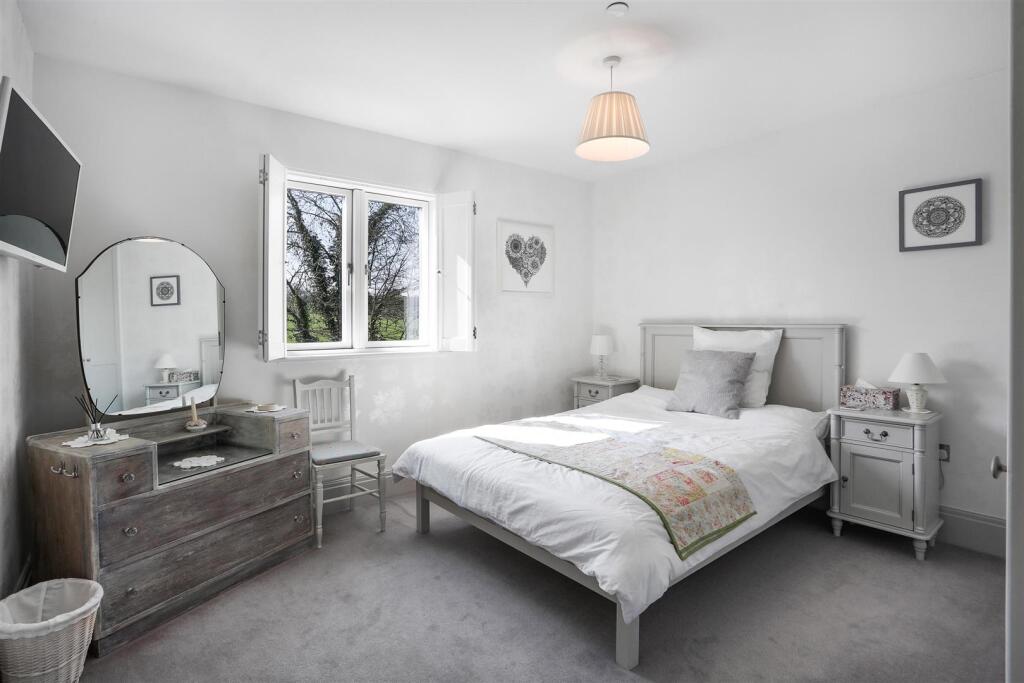 1442804326 -  62.jpg