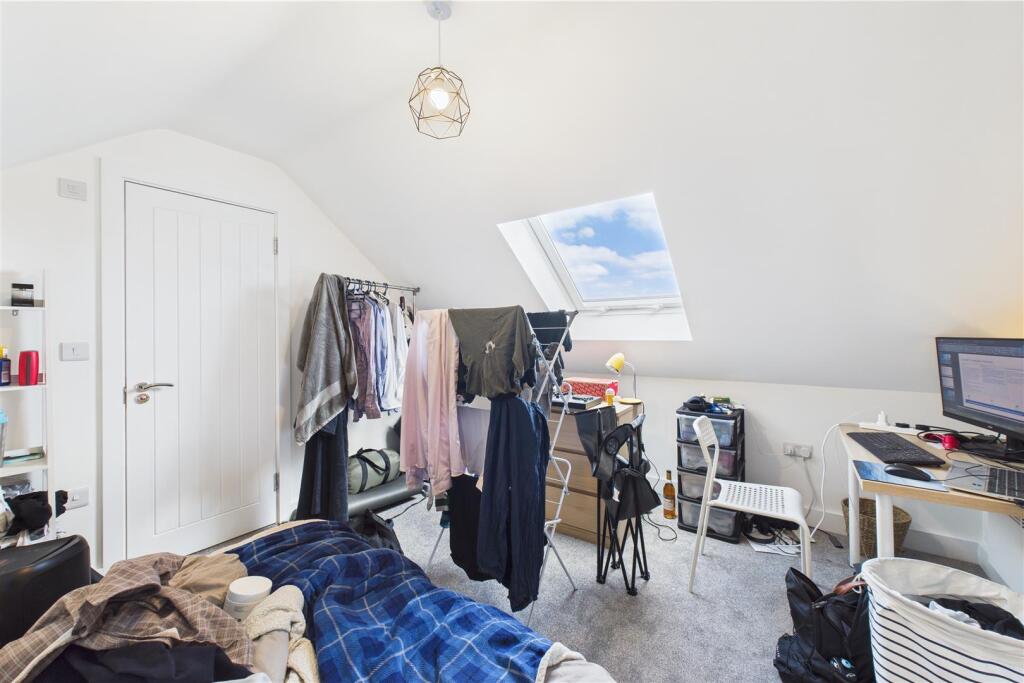 Flats 1 &amp; 2, 379 Bath Road, Arnos Vale, Bristol BS