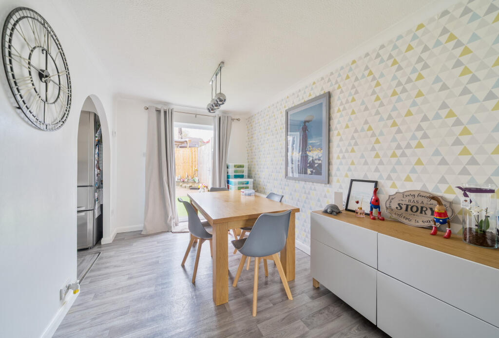 1366029-10-68f74e...